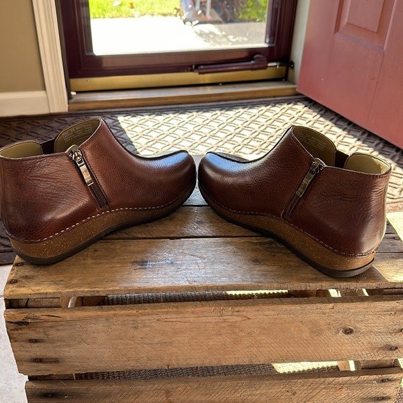 New Dansko Makara Boots - Picture 7 of 16